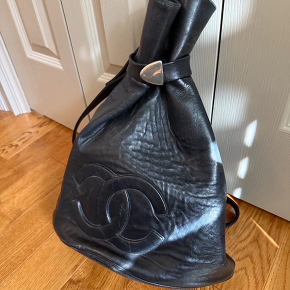 Chanel Vintage Lambskin Leather Bucket Backpack - Picture 2 of 10